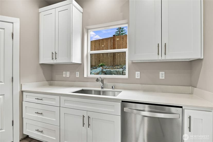 Property photo for 13901 11th Place W #A, Lynnwood photo 9