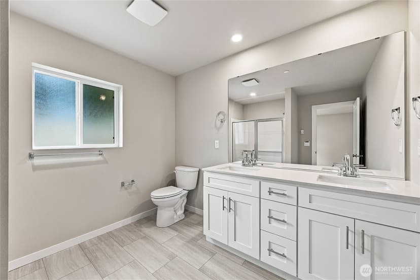 Property photo for 13901 11th Place W #B, Lynnwood photo 12