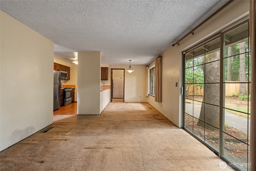Property photo for 9106 Zircon Drive SW, Lakewood photo 18