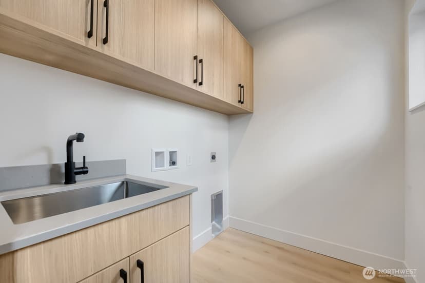 Property photo for 2626 58th Avenue SW #B, Seattle photo 20