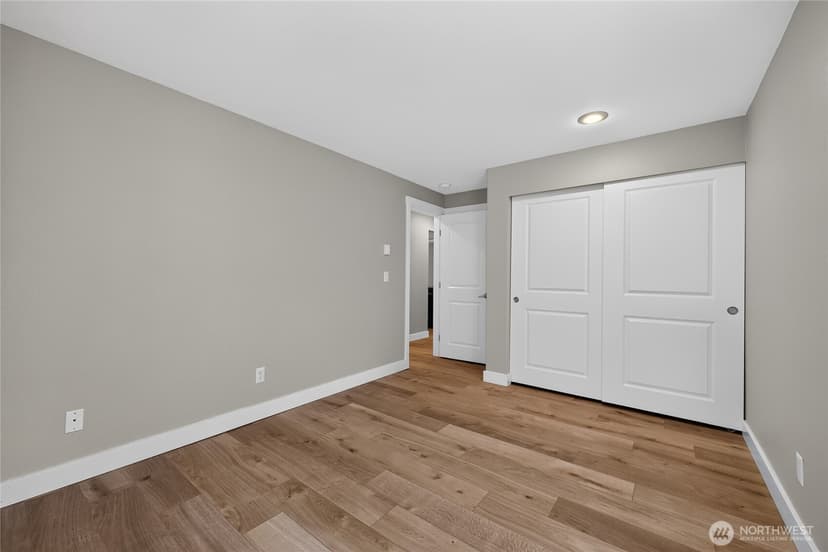 Property photo for 11313 NE 128th Street #E104, Kirkland photo 25