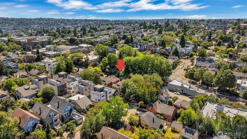 Property photo for 4720 Interlake Avenue N, Seattle photo 40