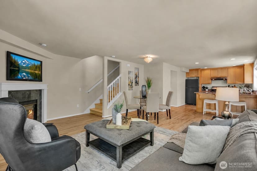 Property photo for 4720 Interlake Avenue N, Seattle photo 8