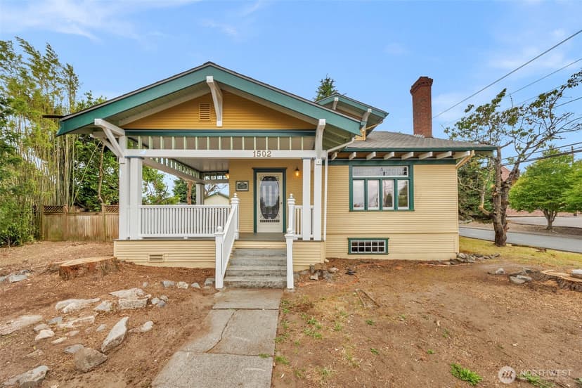 Property photo for 1502 Rainier Avenue, Everett photo 2