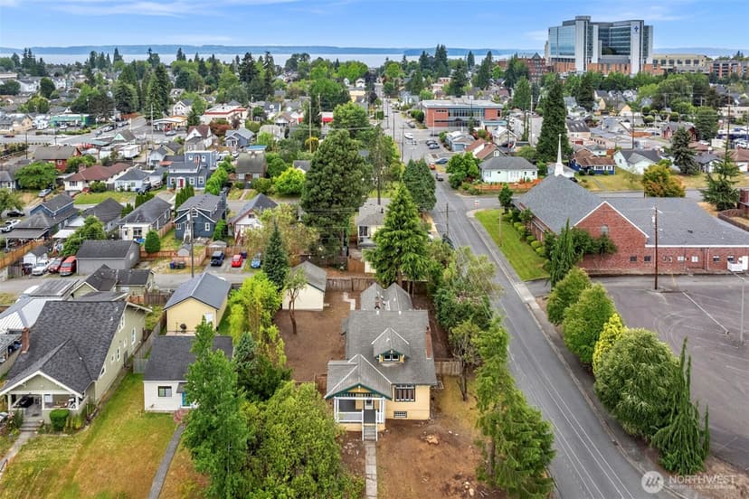 Property photo for 1502 Rainier Avenue, Everett photo 39