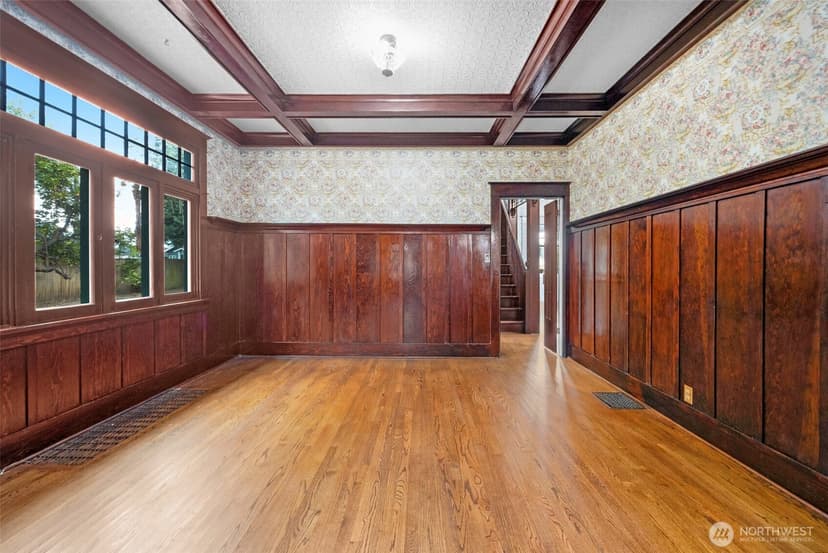 Property photo for 1502 Rainier Avenue, Everett photo 9