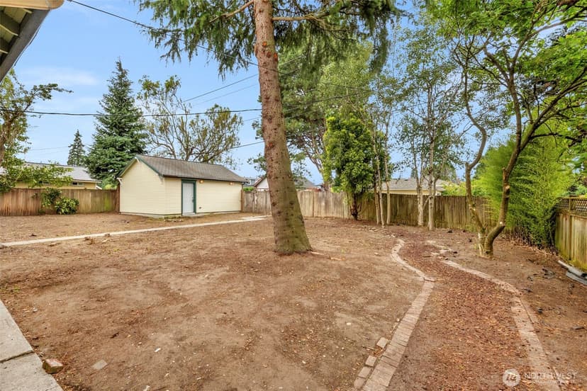 Property photo for 1502 Rainier Avenue, Everett photo 31