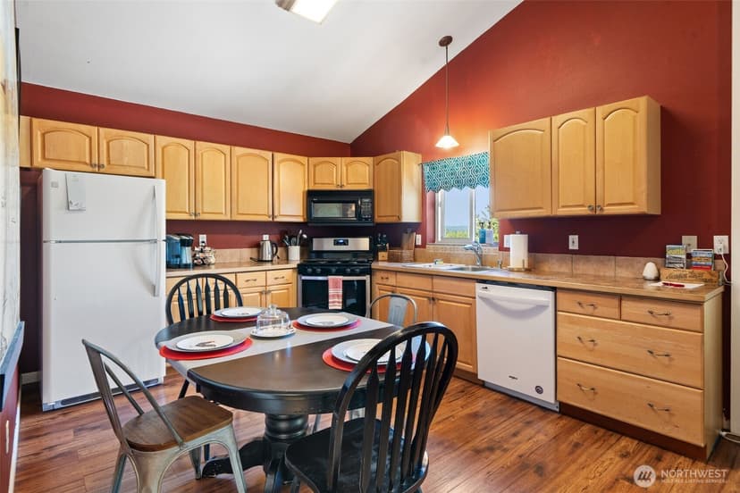 Property photo for 1254 NE Raspberry Ridge Lane, Poulsbo photo 30