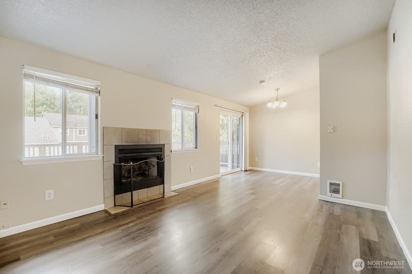 Property photo for 10311 D Street E, Tacoma photo 10
