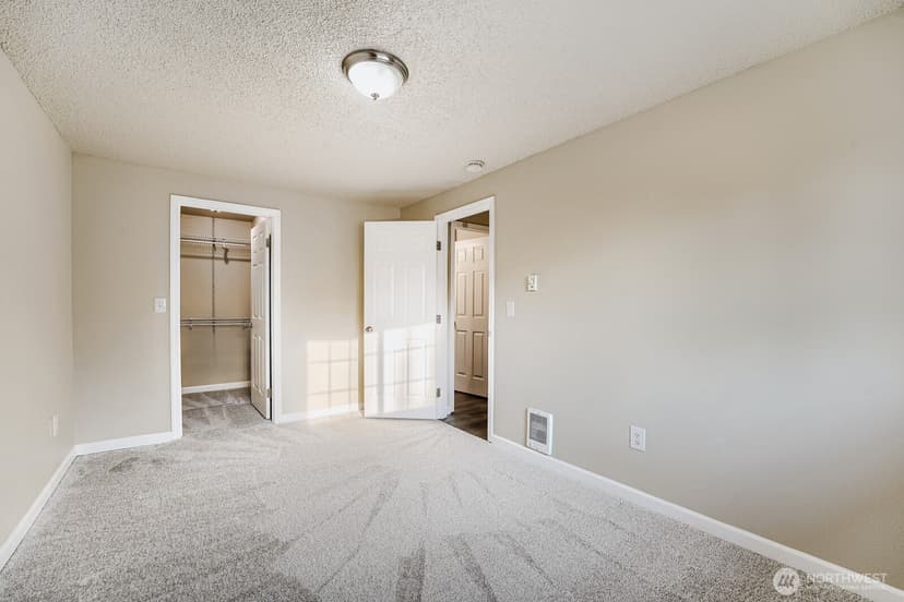 Property photo for 10311 D Street E, Tacoma photo 18