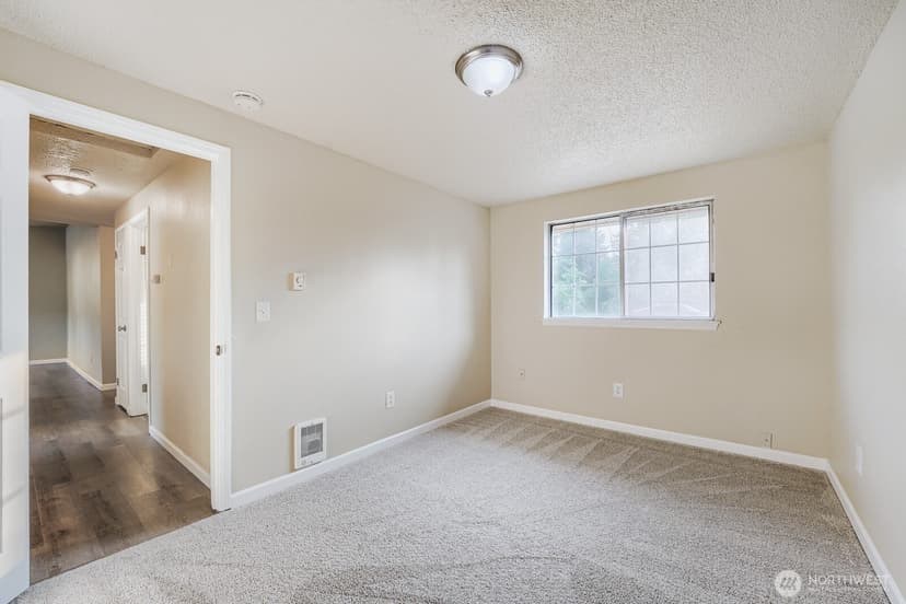Property photo for 10311 D Street E, Tacoma photo 17