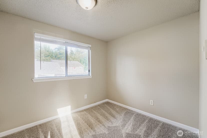 Property photo for 10311 D Street E, Tacoma photo 15