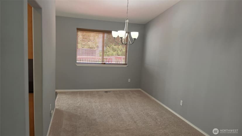 Property photo for 2721 151 Place SW, Lynnwood photo 3