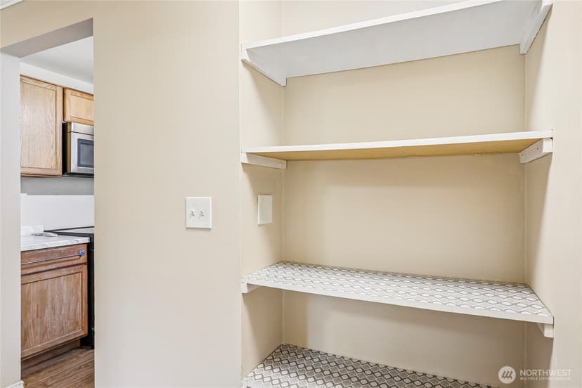 Property photo for 4718 S Victor Street, Seattle photo 16
