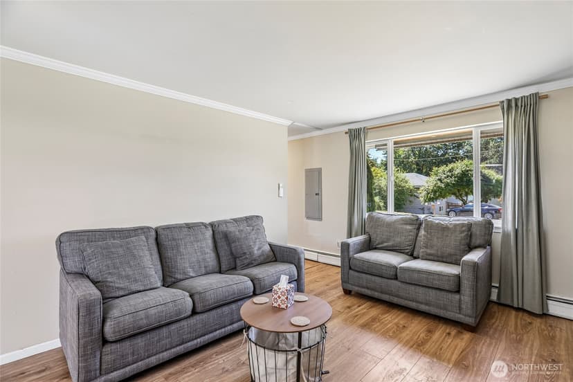 Property photo for 4718 S Victor Street, Seattle photo 5