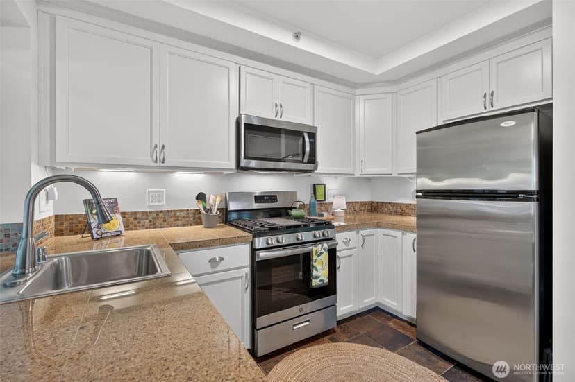 Property photo for 200 W Comstock Street #102, Seattle photo 15
