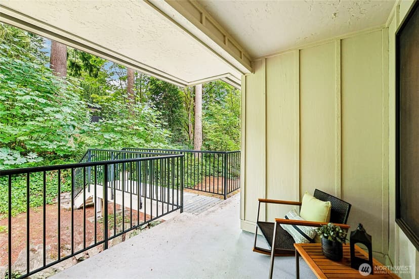 Property photo for 12727 NE 116th Lane #F7, Kirkland photo 29