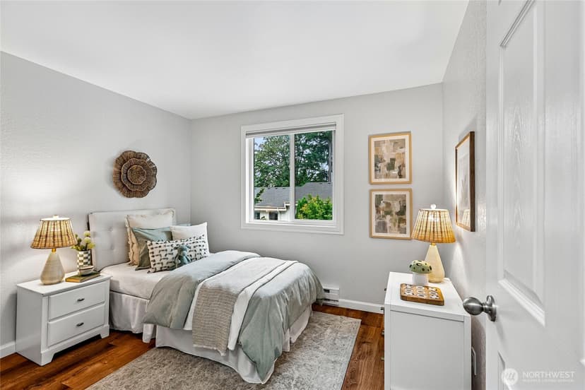 Property photo for 12727 NE 116th Lane #F7, Kirkland photo 22