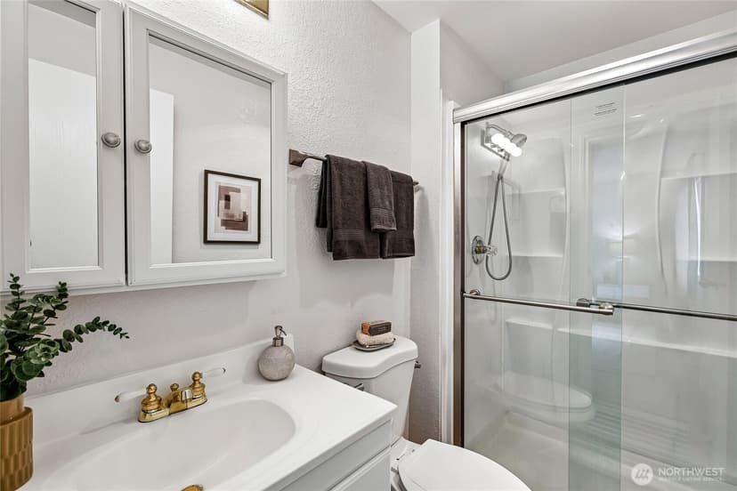 Property photo for 12727 NE 116th Lane #F7, Kirkland photo 19