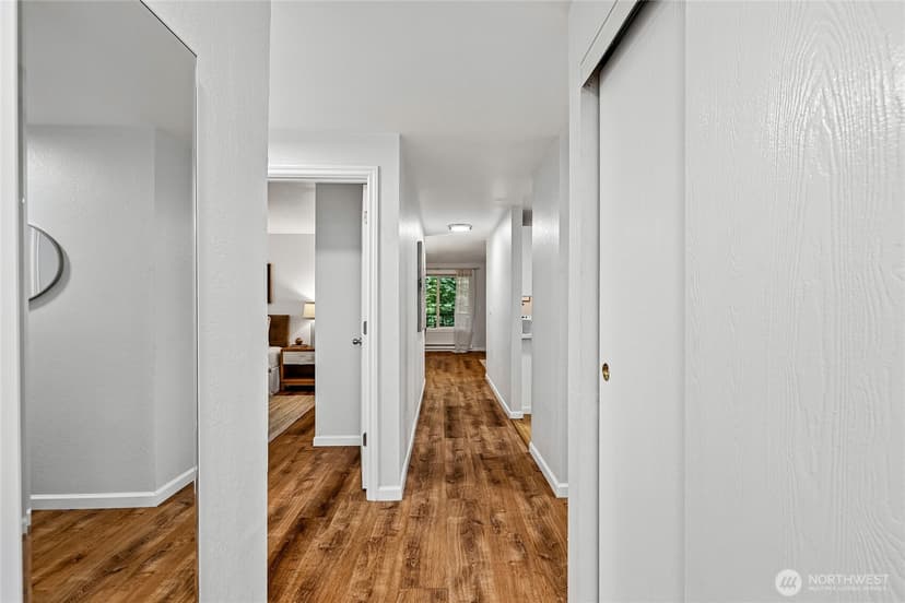 Property photo for 12727 NE 116th Lane #F7, Kirkland photo 27