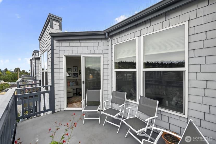 Property photo for 2920 Alki Avenue SW #409, Seattle photo 25