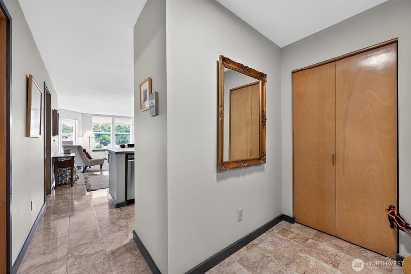 Property photo for 2920 Alki Avenue SW #409, Seattle photo 3
