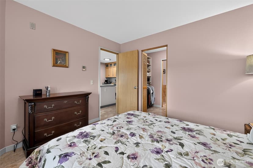 Property photo for 2920 Alki Avenue SW #409, Seattle photo 18