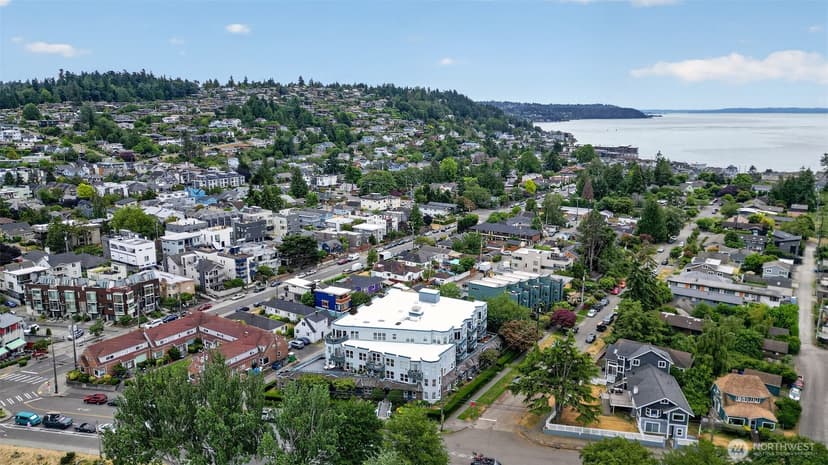 Property photo for 2920 Alki Avenue SW #409, Seattle photo 30