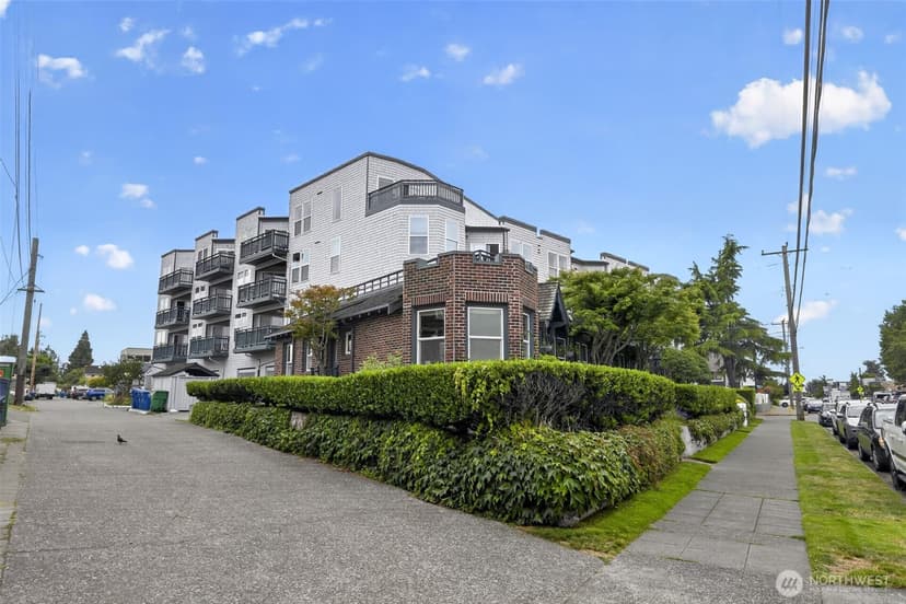 Property photo for 2920 Alki Avenue SW #409, Seattle photo 35