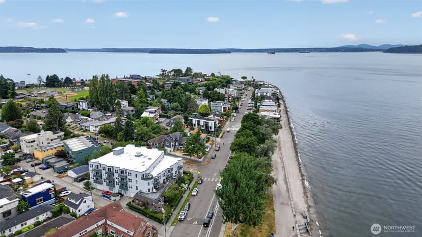 Property photo for 2920 Alki Avenue SW #409, Seattle photo 28
