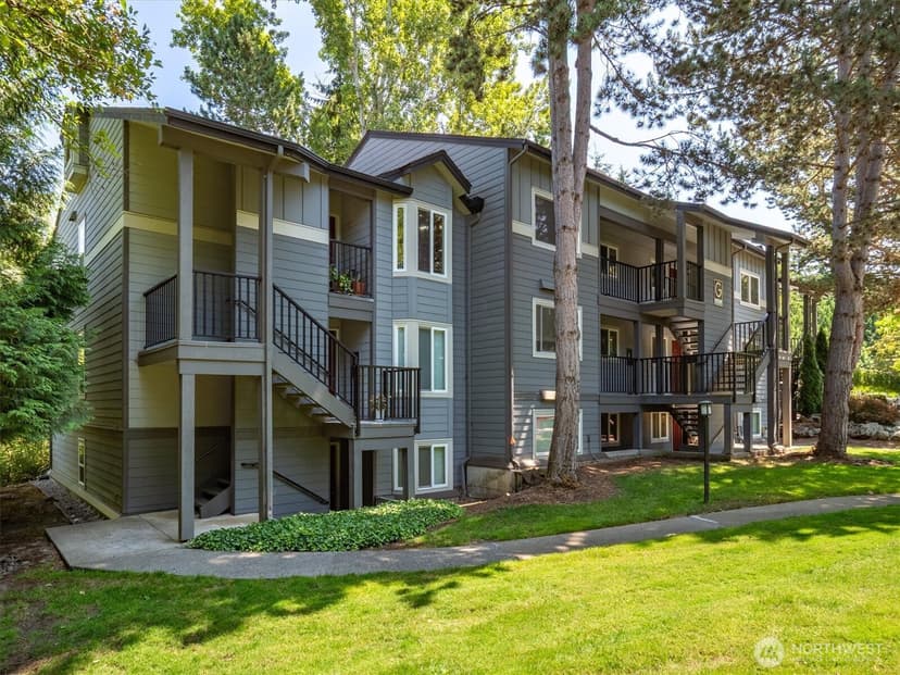 Property photo for 11114 NE 125th Lane #G326, Kirkland photo 18