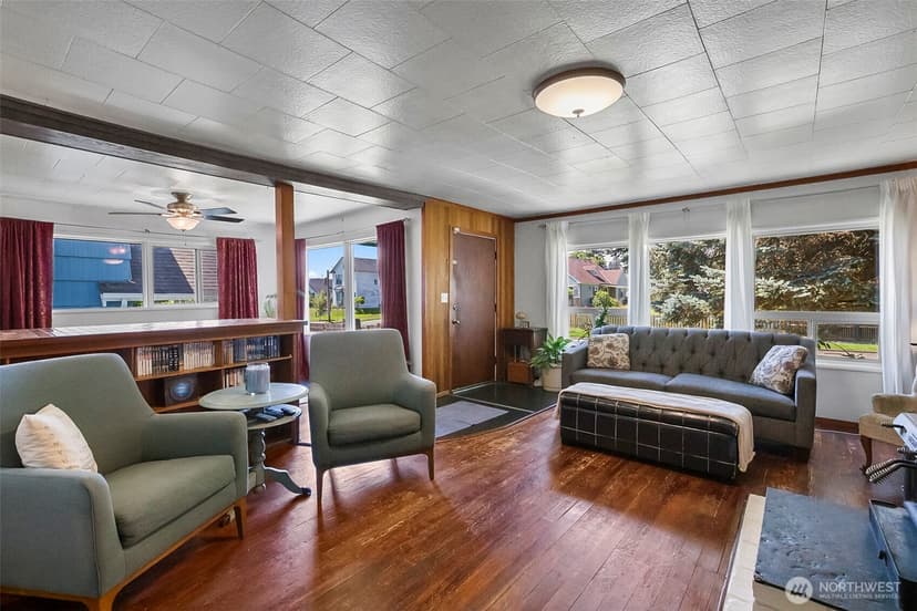 Property photo for 2423 Chestnut Street, Everett photo 7