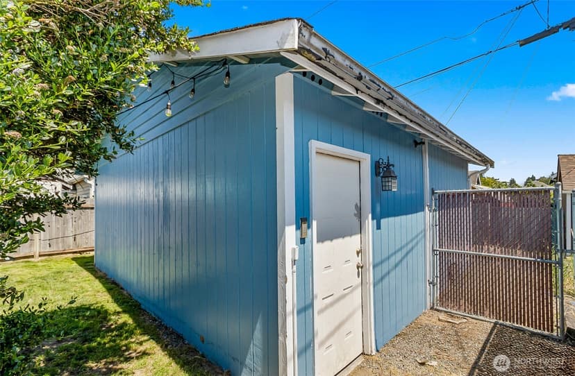 Property photo for 2423 Chestnut Street, Everett photo 33