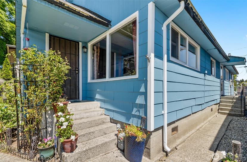 Property photo for 2423 Chestnut Street, Everett photo 2