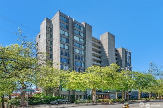 Property photo for 601 Belmont Avenue E #F7, Seattle