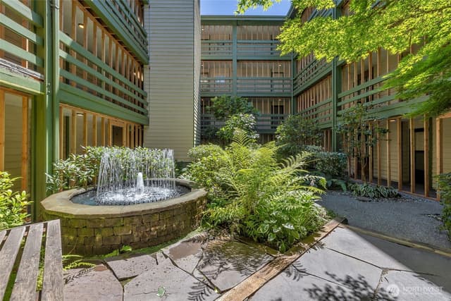 Property photo for 9512 1st Avenue NE #204, Seattle photo 2
