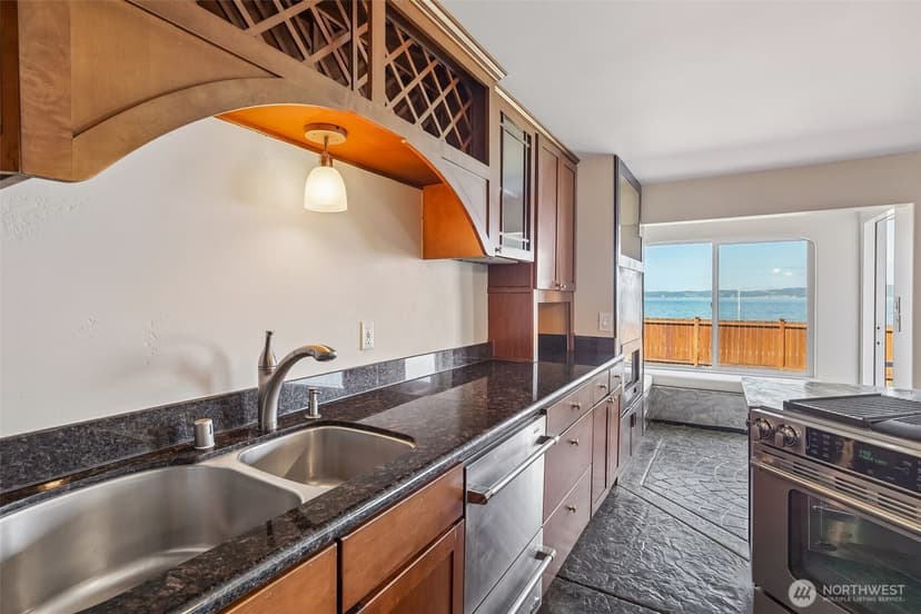 Property photo for 28120 Redondo Beach Drive S #108, Des Moines photo 10