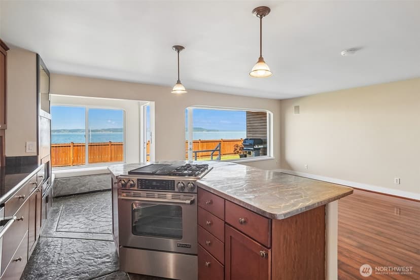Property photo for 28120 Redondo Beach Drive S #108, Des Moines photo 11
