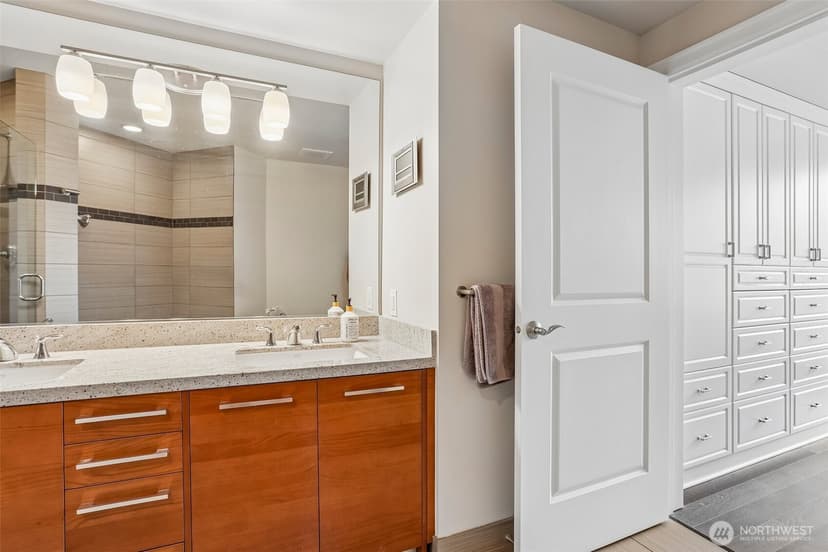 Property photo for 1920 4th Avenue #504, Seattle photo 19