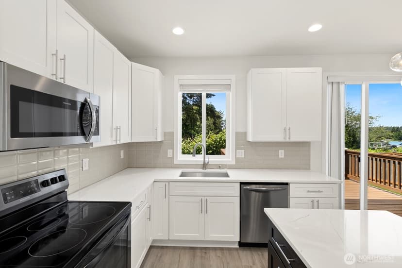Property photo for 7826 Yakima Avenue, Tacoma photo 9