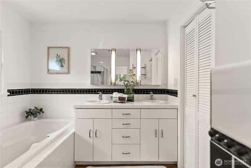 Property photo for 101 Browns Point Boulevard, Tacoma photo 19