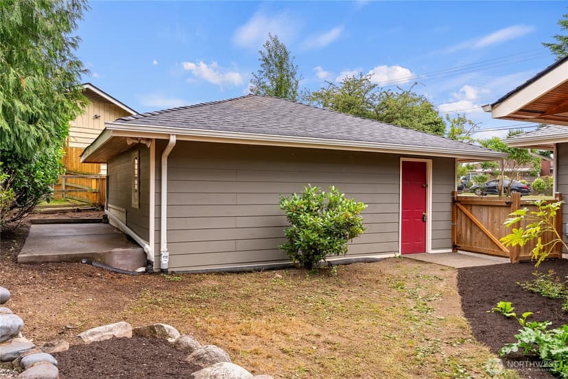 Property photo for 101 Browns Point Boulevard, Tacoma photo 26