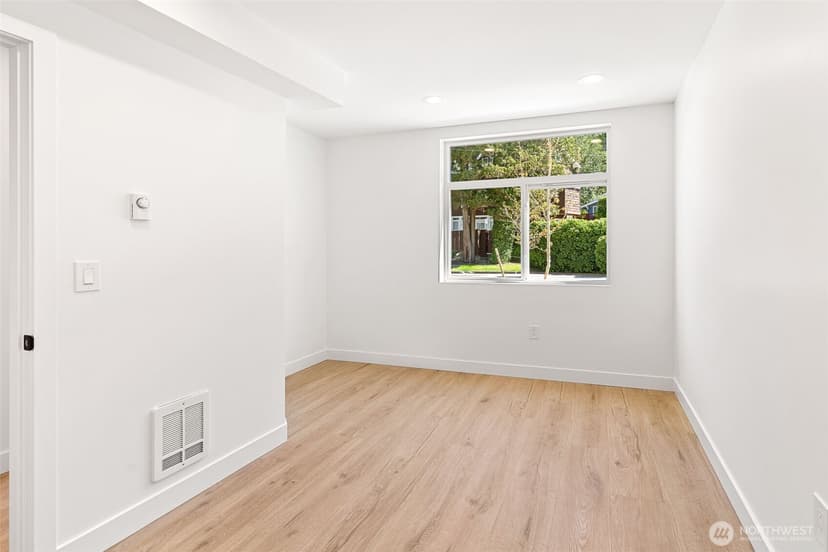 Property photo for 4113 Chilberg Avenue SW #B, Seattle photo 27