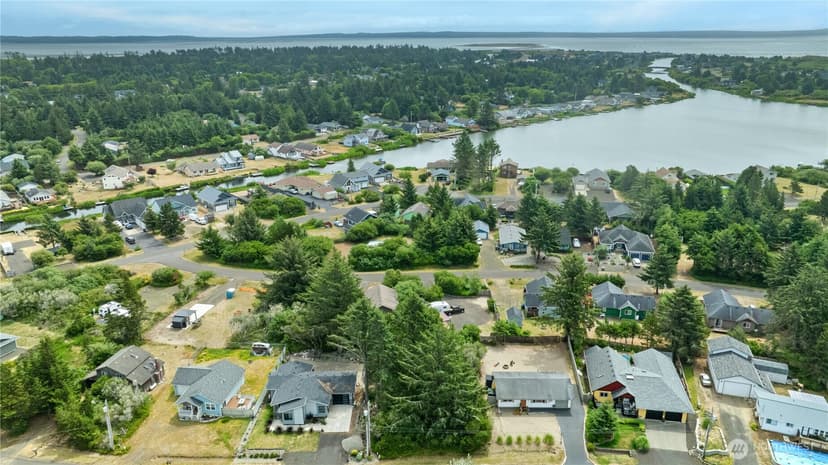 Property photo for 233 S Razor Clam Drive SW, Ocean Shores photo 7