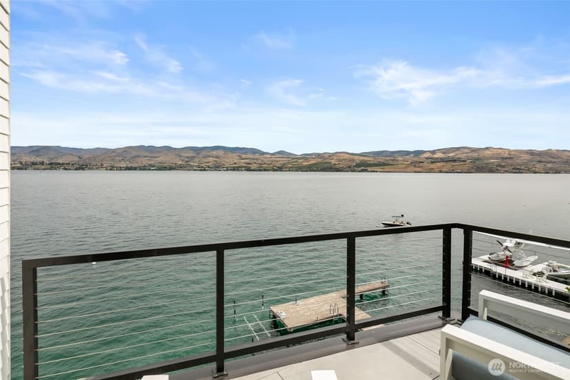 Property photo for 3212 S Lakeshore Road, Chelan photo 33
