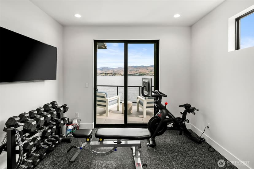 Property photo for 3212 S Lakeshore Road, Chelan photo 23
