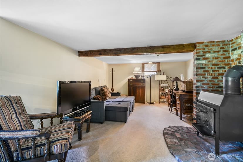 Property photo for 4227 252nd Street NE, Arlington photo 22