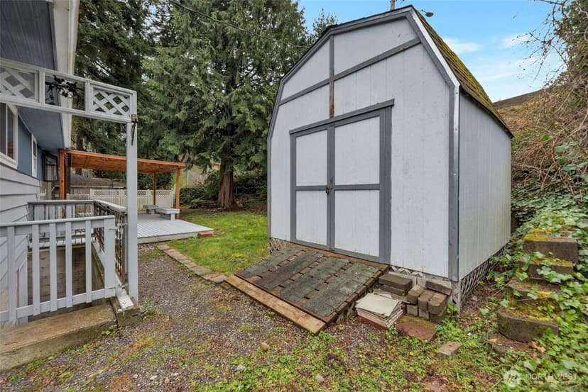 Property photo for 3433 NE 17th Place, Renton photo 21