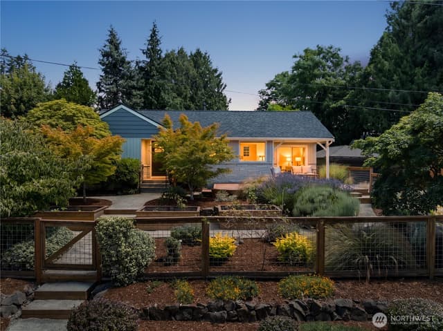 Property photo for 11202 Marine View Drive SW, Seattle photo 2