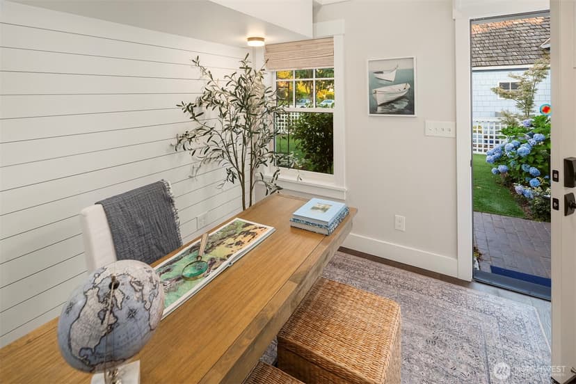 Property photo for 19529 27th Avenue NW, Shoreline photo 16